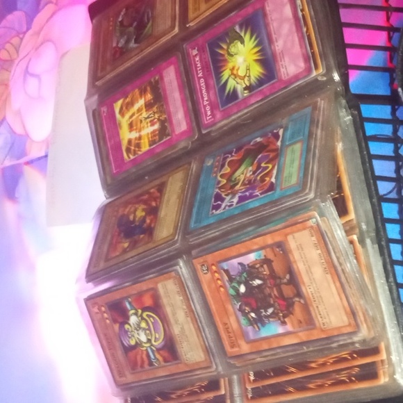 Yu-Gi-Oh card binder full of Original  Yu-Gi-Oh - Picture 4 of 5